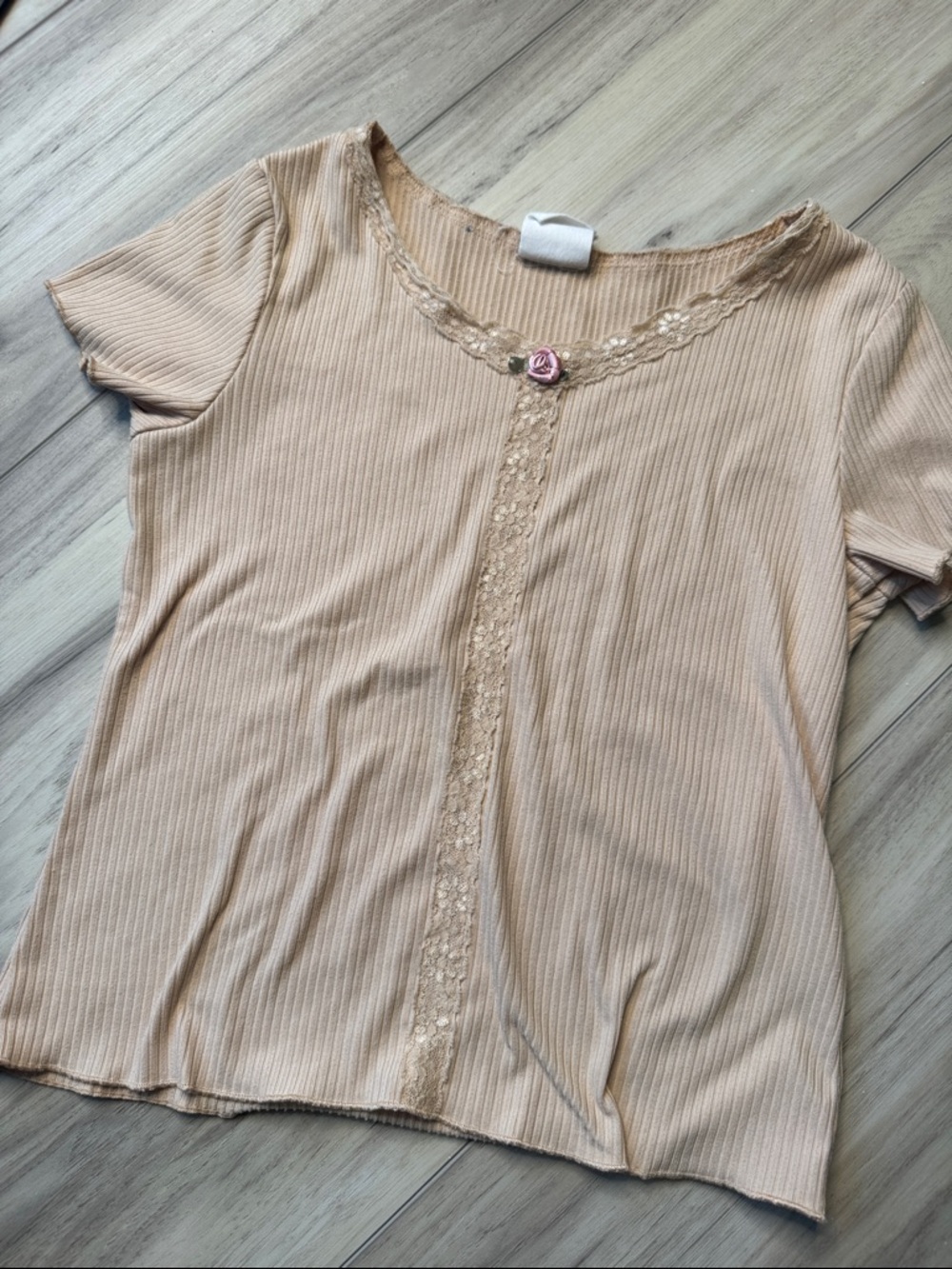 Flower and lace detail t-shirt